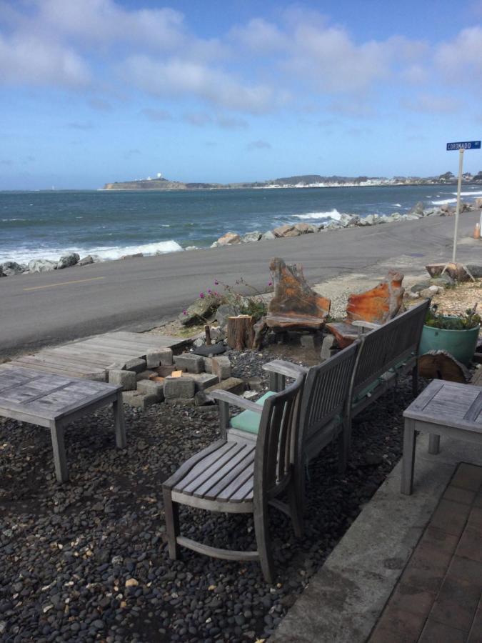 The Oceanfront Stay On Miramarbeach Hmb El Granada Kültér fotó